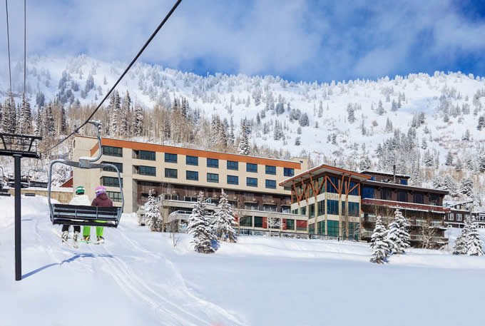 Ski-in / Ski-out access to all Alta Ski Lift Base Facilities | Alta's Rustler Lodge