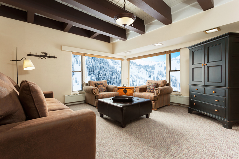 Hotel Rooms & Lodging Prices Alta's Rustler Lodge Alta, Utah