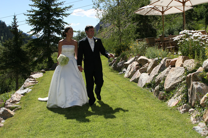 Weddings | Alta's Rustler Lodge